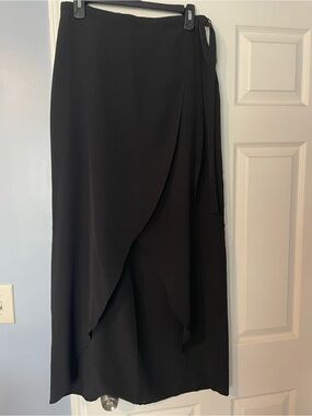 Black wrap skirt with tie waist from Topshop size US 8
